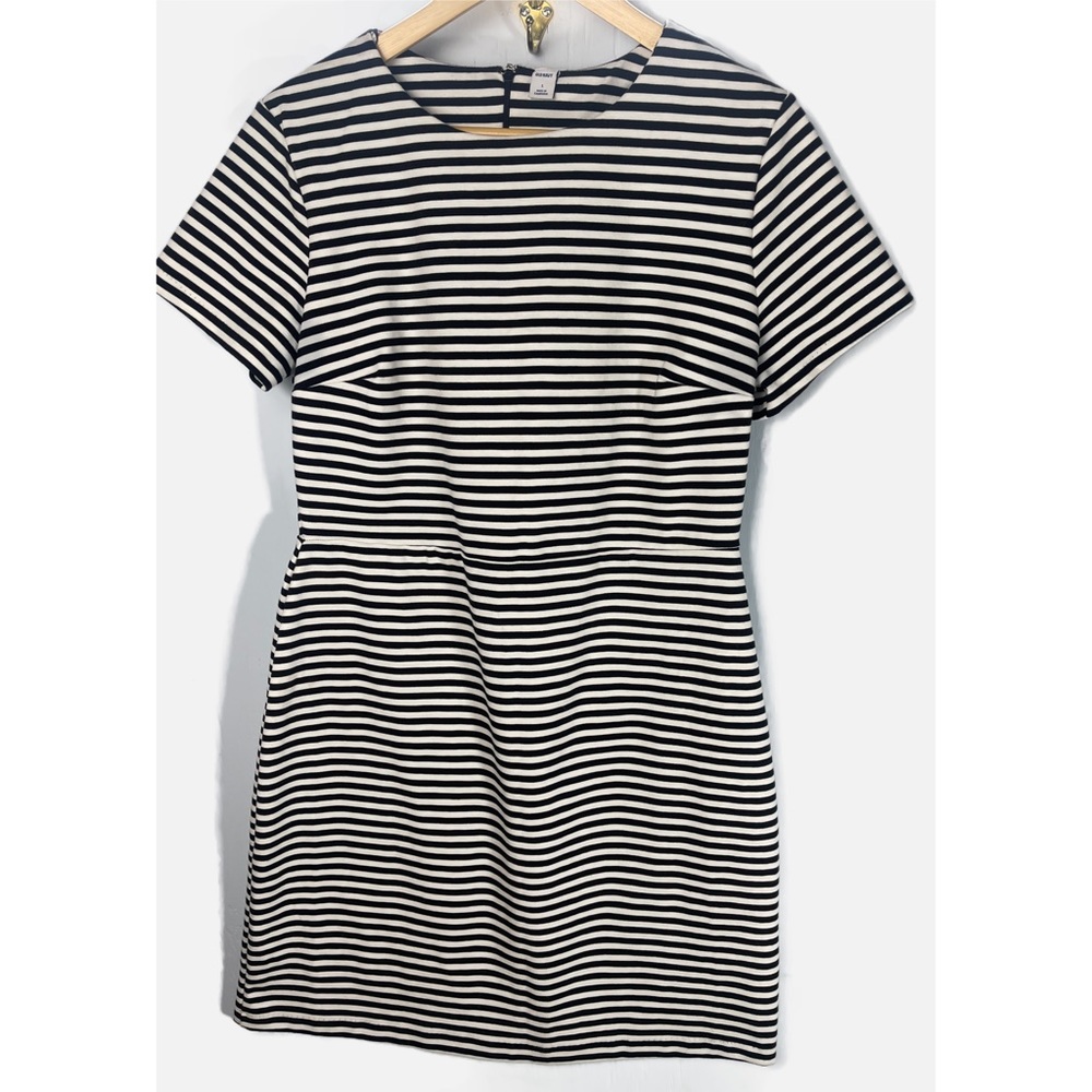 Oh, navy blue and white striped dress size large